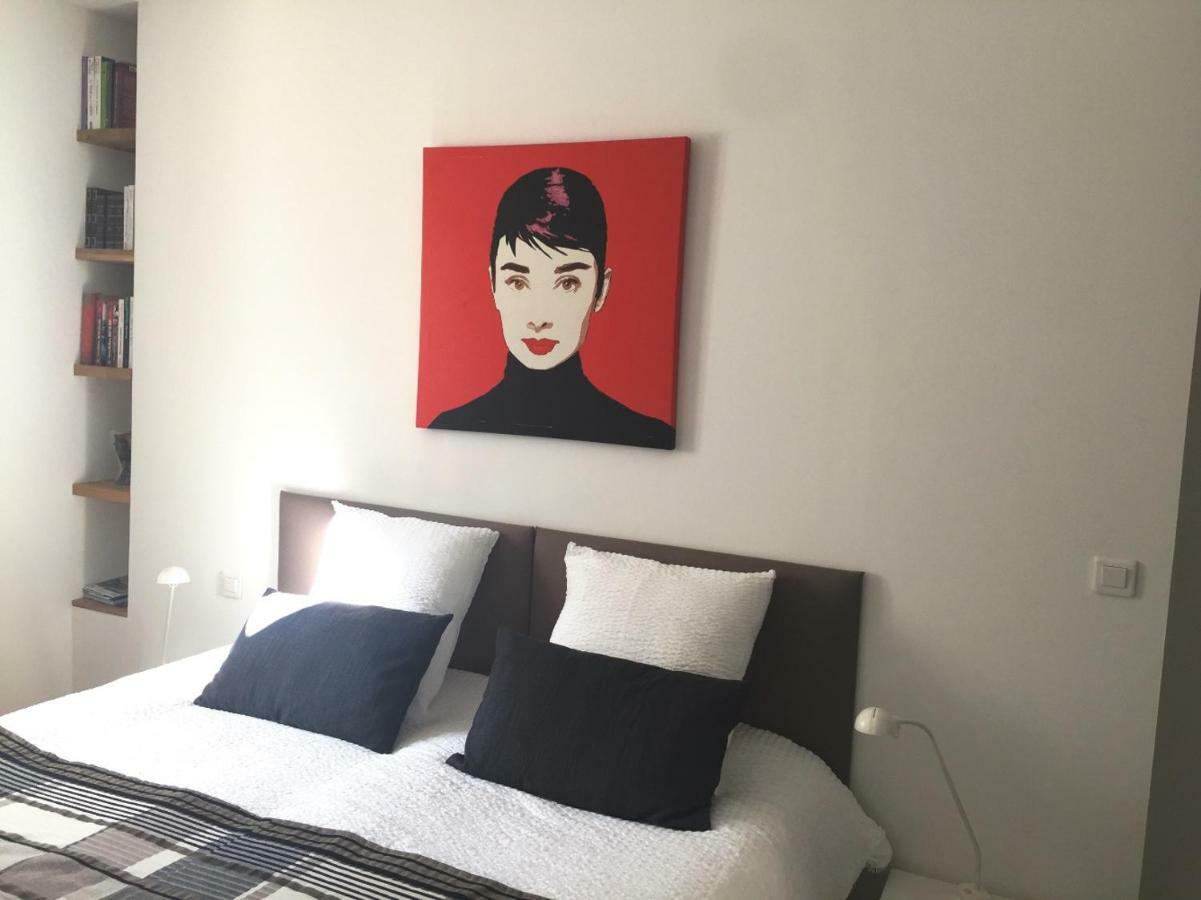 Au Coeur Des Remparts Apartment Aigues-Mortes Bagian luar foto